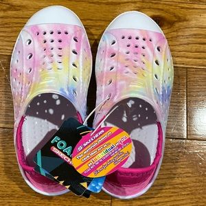 Skechers Foamies, Color Hype Light Pink, toddler size 9. NWT and box